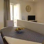 With Parking Space Valbandon, Fazana - 7296 Διαμέρισμα *